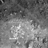 Björskog sn Åsta 2:3 Arkeologisk undersökning p g a breddning av väg 510 av Vlm / Henry Simonsson 6 - 24/8 1962 Rapport i Vlm:s arkiv.
Negativ till fotokarta

Koordinater X140 Y275
Samhör med:  inv.nr 14641 - 14642