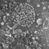 Björskog sn Åsta 2:3 Arkeologisk undersökning p g a breddning av väg 510 av Vlm / Henry Simonsson 6 - 24/8 1962 Rapport i Vlm:s arkiv.
Negativ till fotokarta

Koordinater X145 Y265
Samhör med:  inv.nr 14641 - 14642