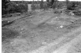 Romfartuna sn Äs RAÄ 119 Arkeologisk undersökning utförd av Vlm / Åke Hyenstrand och Ann Nilsson 1967
Översikt efter avtorvning.
