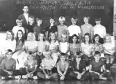 Elever i klass 3-4 i Axberghammars skola, 1971-08-24
