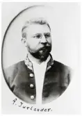 Albin Jurlander (Jeurlander), landskanslist (senare häradsskrivare), Växjö, 1896.
Bröstbild, halvprofil. Ateljéfoto.