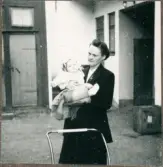 Torborg med sin mor Anne-Marie Nyström