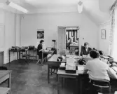 Expeditionen för häftesbeställningar. T.h. fönster åt Mäster
Samuelsgatan, i fonden postöppningsrummet, hörnet Mäster Samuelsgatan
- Vasagatan.