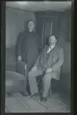 Porträtt av Lars Erik Larsson och hans fru.