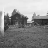 Falun, Finngärde, Sundborn. Forslunds (förr Sundéns) härbre och loge.