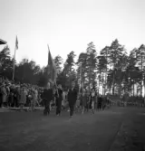 Svenska Flaggans dag, 6/6 1941. 
Inmarsch med svenska flaggan på Värendsvallen.