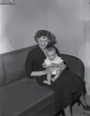 Maria Sundkvist med sonen Jan