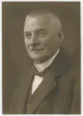 Porträtt på Grosshandlare Erik Ekelund. Född i Jönköping år 1872 och död i Jönköping år 1941.