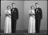 Bröllopsporträtt. Brudpar, Gösta Karlsson, Agnesdal, Hallstahammar.
Ur Gustaf Åhmans samling.