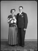 Brudpar. Bertil Uddberg, Vänstaro, Kolbäck.
Ur Gustaf Åhmans samling.