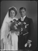 Bröllopsporträtt, brudpar. Egon Gustafsson. Ur Gustaf Åhmans samling.