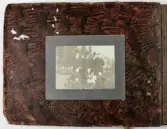 Sida ur fotoalbum som har tillhört Elin Andersson (gift Tidstrand). 1920-talet