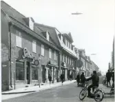 Västerås, Centrum, kv. Mats.
Stora gatan mot väster vid korsningen Sturegatan, 1960-talet.
