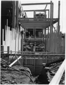 Byggnation av returpappersanläggning, 1974-1975