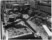 Byggnation av returpappersanläggning, 1974-1975