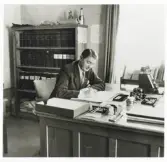 Olof Ringius vid Växjöpolisens kriminalavdelning 1956.