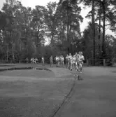 SM i gång på Värendsvallen, 1943. 
25kmloppet inne på Värendsvallen.