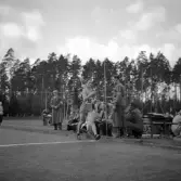 SM i gång på Värendsvallen, 1943. 
Målgång i gång, 10 km för juniorer.