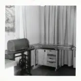 Fotografi på teorilokalen på Lilla Källbäck, färdig att användas 1:a september 1962.