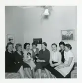 Fotografi på personalen på Lilla Källbäck, barnhemmet.