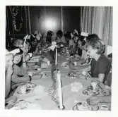 Fotografi på inspark för en barnsköterskekurs i teorilokalen på Lilla Källbäck.