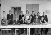 Grupporträtt i skolköket i Alunda, Alunda socken, Uppland 1952