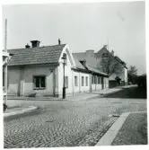Västerås, kv. Märta.
Hus i hörnet Västgötegatan/Källgatan, 1937.