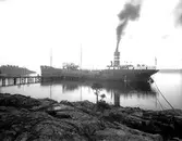 Den första lasten råolja