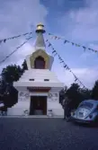 Stupa på Buddistisk kursgård i Fellingsbro, 1991
