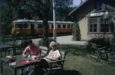 En fikastund vid Järle station, 1992