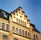 De av husfasad vid Klostergatan, 1970-tal