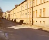 Huslänga utmed Berggatan, 1970-tal