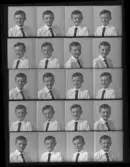 Porträtt, polyfoto. Hans Åke Andersson, Borgåsund. Strömsholm.
Ur Gustaf Åhmans samling.