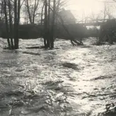 Översvämning vid Falejbron vid Karlslunds herrgård, 1950-tal