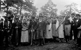 Grupp i Sorundadräkt