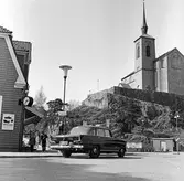 Kyrkan från järnvägsstationen