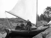 Grupp i segelbåt