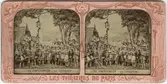 Stereokort ur serien Les théatres de Paris, utgiven av BK, Paris på 1870-talet. Bilden föreställer en scen ur operan Friskytten. Stereokortet är ett så kallat French tissue bestående av ett handkolorerat albuminfoto monterat i kartongram med tunt papper på baksidan. När kortet belyses bakifrån framträder färgerna. Kopian av kortet har framställts med två olika metoder: skanning på flatbäddsskanner och fotografering på ljusbord. 