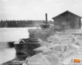 Järnbod på sörsidan i Ljusne,
så kallade Refvaln