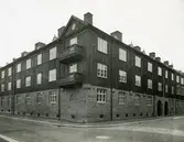 Jubileumsutställningen i Göteborg 1923
Fotografier tagna för Göteborgs jubileumspublikationer
Hörnet av Birgittagatan och Kustroddaregatan i Kungsladugård
Kvarteret Gullkragen