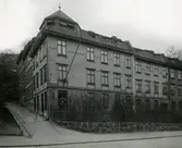 Jubileumsutställningen i Göteborg 1923
Fotografier tagna för Göteborgs jubileumspublikationer
Änkemanshemmet på Jungmansgatan 37 i Olivedal erbjud bostad till änkemän med små barn
Kvarteret Spejaren
År 1911 överlämnade Caroline Wijk ett gåvobrev rörande Jungmansgatan 37 samt 15 000 kronor för dess underhåll