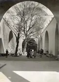 Jubileumsutställningen i Göteborg 1923
Lilla gården vid huvudentrén
I bakgrunden skymtar Entrékupolen
Historiska utställningen
Minnesfältet
