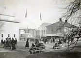 Jubileumsutställningen i Göteborg 1923
Från vänster till höger syns Tivoli-restauranten, Kongresshallen och Restaurant Gamla Liseberg