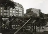 Jubileumsutställningen i Göteborg 1923
Byggandet av Viadukten, en gångbro som gick över Södra vägen och Korsvägen mellan Minnesfältet och Exportfältet