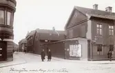 Bokhandlare Mathias Cornelius Aaröes fotosamling
Husargatan med Haga polisstation