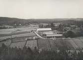 Östergötland. Kinda hd. V. Eneby sn. Näsby by. Näsby oskiftade by sedd från Hammarkullen. Foto Joh. E. Thorin 1898.