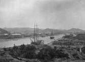Uddevalla hamn sett från Lövåsberget 1892