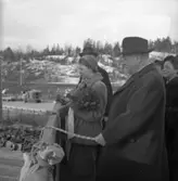 Sjösättning av 123 M/S Monica Smith. Flickan på bilden är fartygets gudmor.