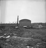 Plåt- och svetshall och Bäckabo. Pålning och schaktning för rörverkstaden.