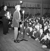 Nyårsfirande i Folkets park, Uddevalla år 1955